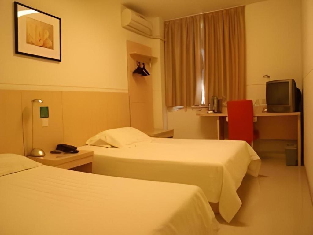 Jinjiang Inn Qingdao Wuxi Square Nanjing Road Metro Station Luaran gambar